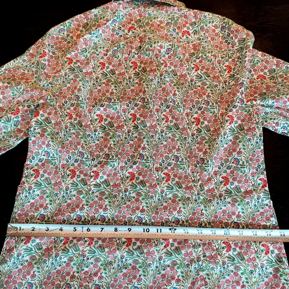 J. Crew Art Fabrics Floral Women's Button Down Shirt - Picture 3 of 6
